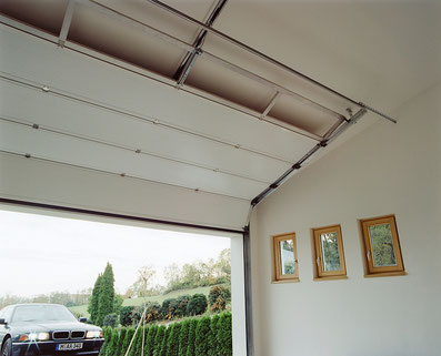 Porte sectionnelle plafond YINIP – Qualité et performance